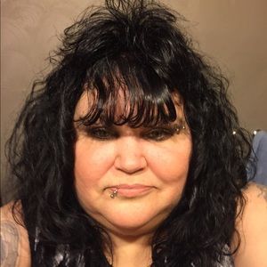 Meet your Posher, Pamela